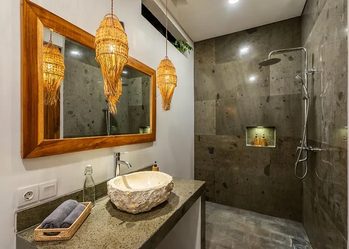 Alaia Bingin Villa Uluwatu (Bali)