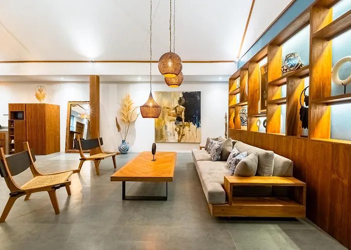 Alaia Bingin Villa Uluwatu (Bali)